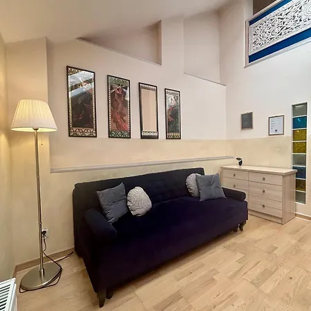 Vintage Studencka 25 *